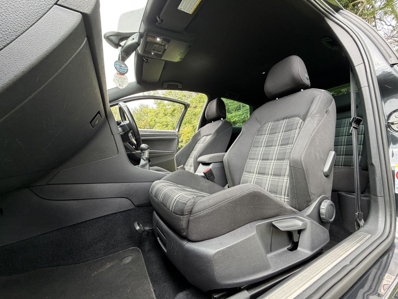 Image of Volkswagen Golf 2.0 TDI BlueMotion Tech GTD Euro 6 (s/s) 3dr