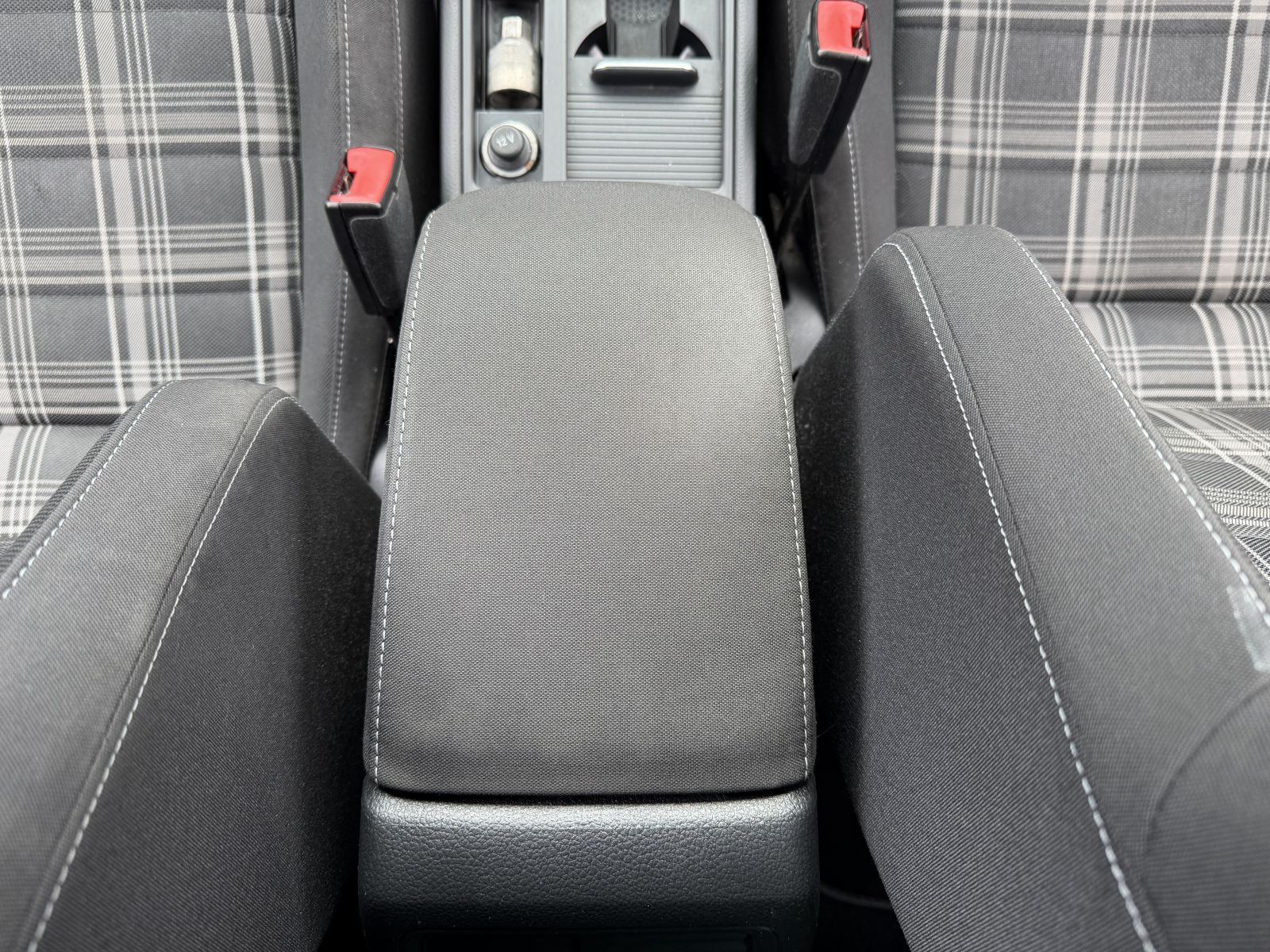 Image of Volkswagen Golf 2.0 TDI BlueMotion Tech GTD Euro 6 (s/s) 3dr