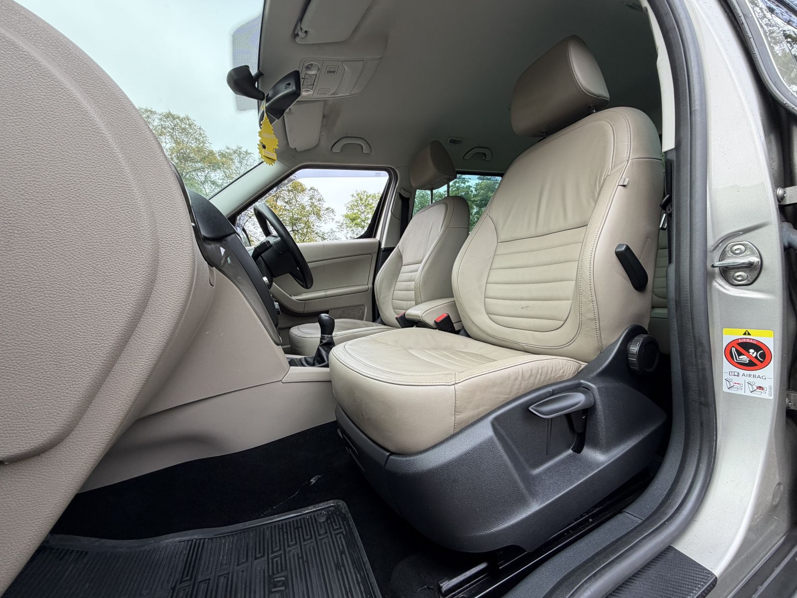 Image of Skoda  Yeti 2.0 TDI Elegance Outdoor 5dr Diesel Manual 4WD Euro 5 (140 ps)