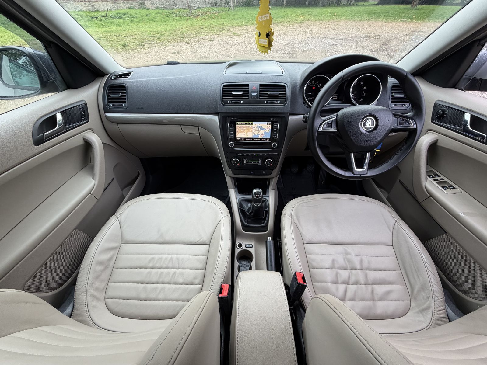 Image of Skoda  Yeti 2.0 TDI Elegance Outdoor 5dr Diesel Manual 4WD Euro 5 (140 ps)