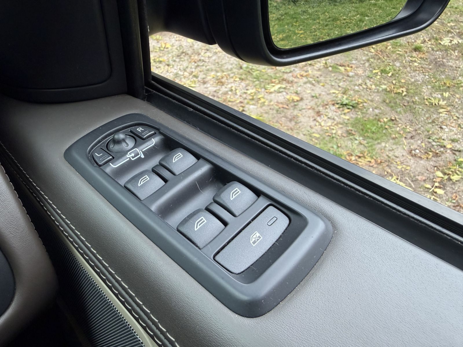 Image of Land Rover  Range Rover Sport 3.0 SD V6 Autobiography Sport Auto 4WD Euro 5 5dr