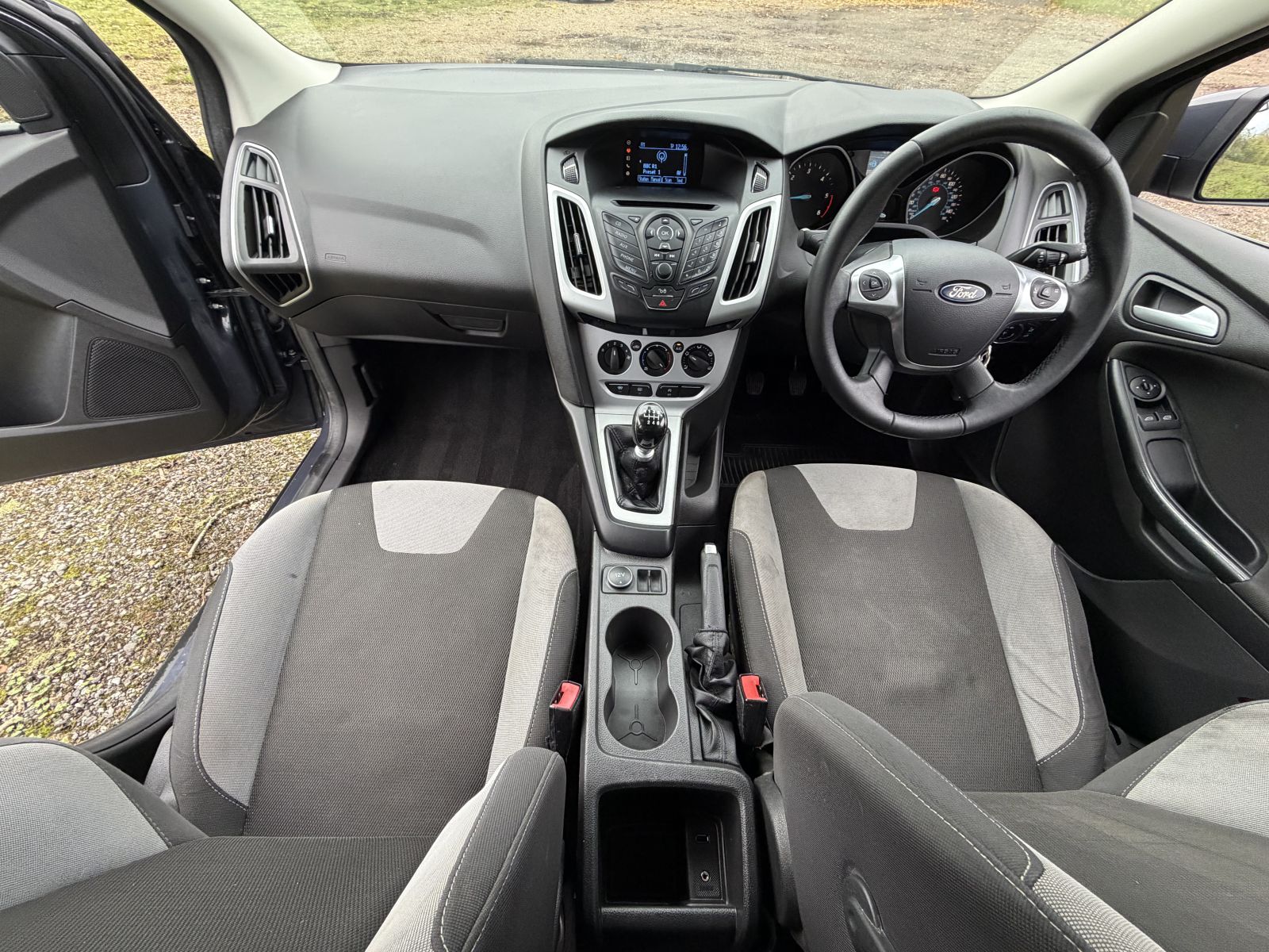 Image of Ford Focus 1.6 TDCi Zetec Euro 5 (s/s) 5dr