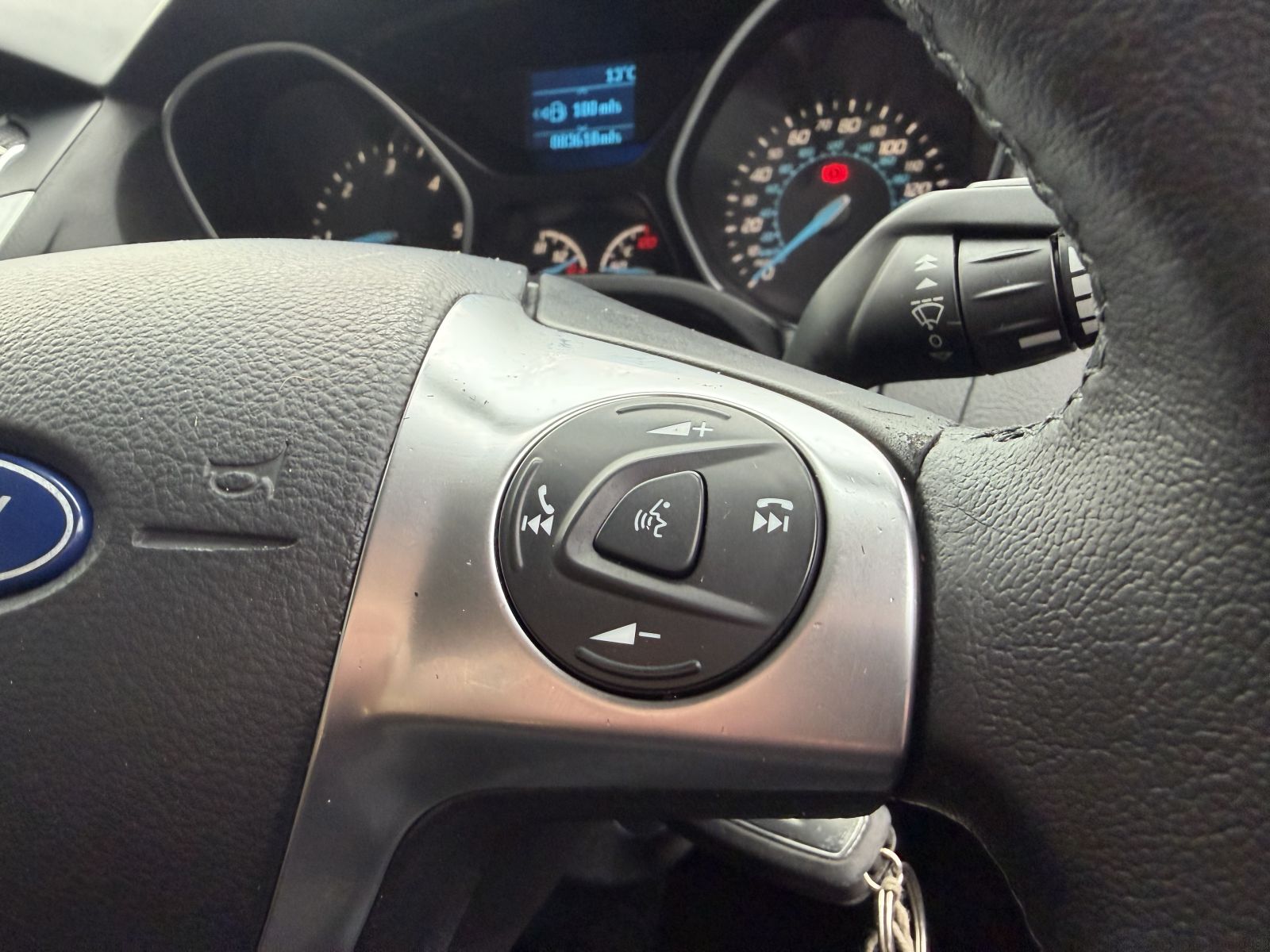 Image of Ford Focus 1.6 TDCi Zetec Euro 5 (s/s) 5dr