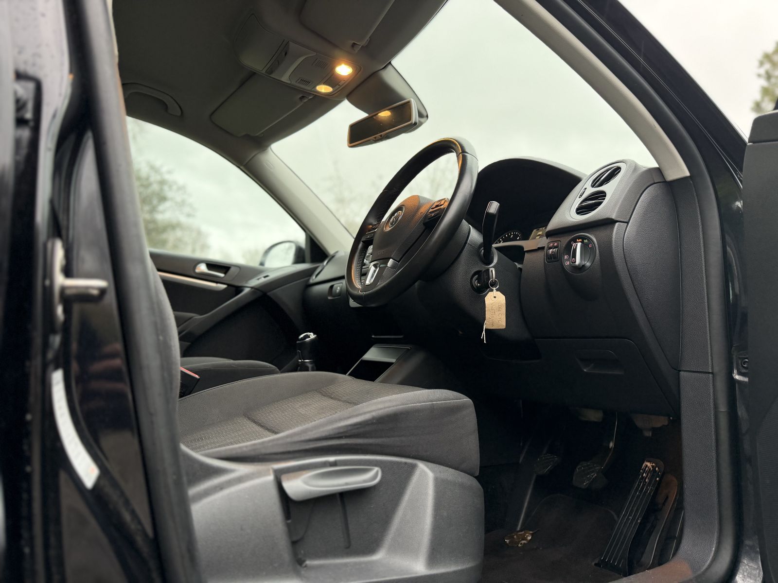 Image of Volkswagen Tiguan 2.0 TDI BlueMotion Tech SE 4WD Euro 5 (s/s) 5dr