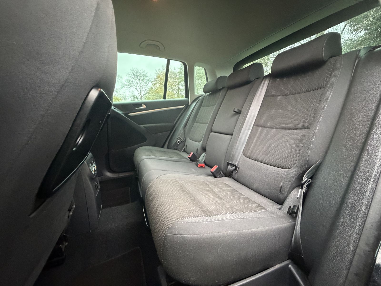 Image of Volkswagen Tiguan 2.0 TDI BlueMotion Tech SE 4WD Euro 5 (s/s) 5dr