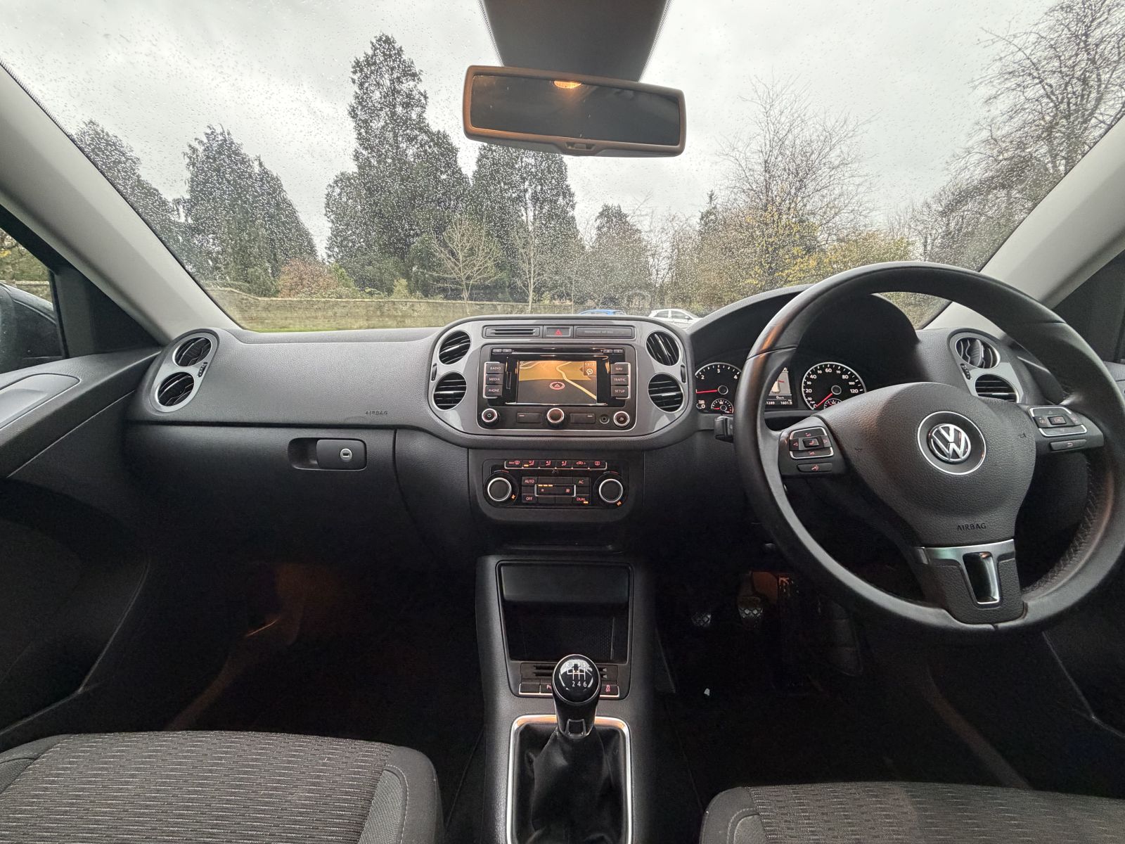 Image of Volkswagen Tiguan 2.0 TDI BlueMotion Tech SE 4WD Euro 5 (s/s) 5dr