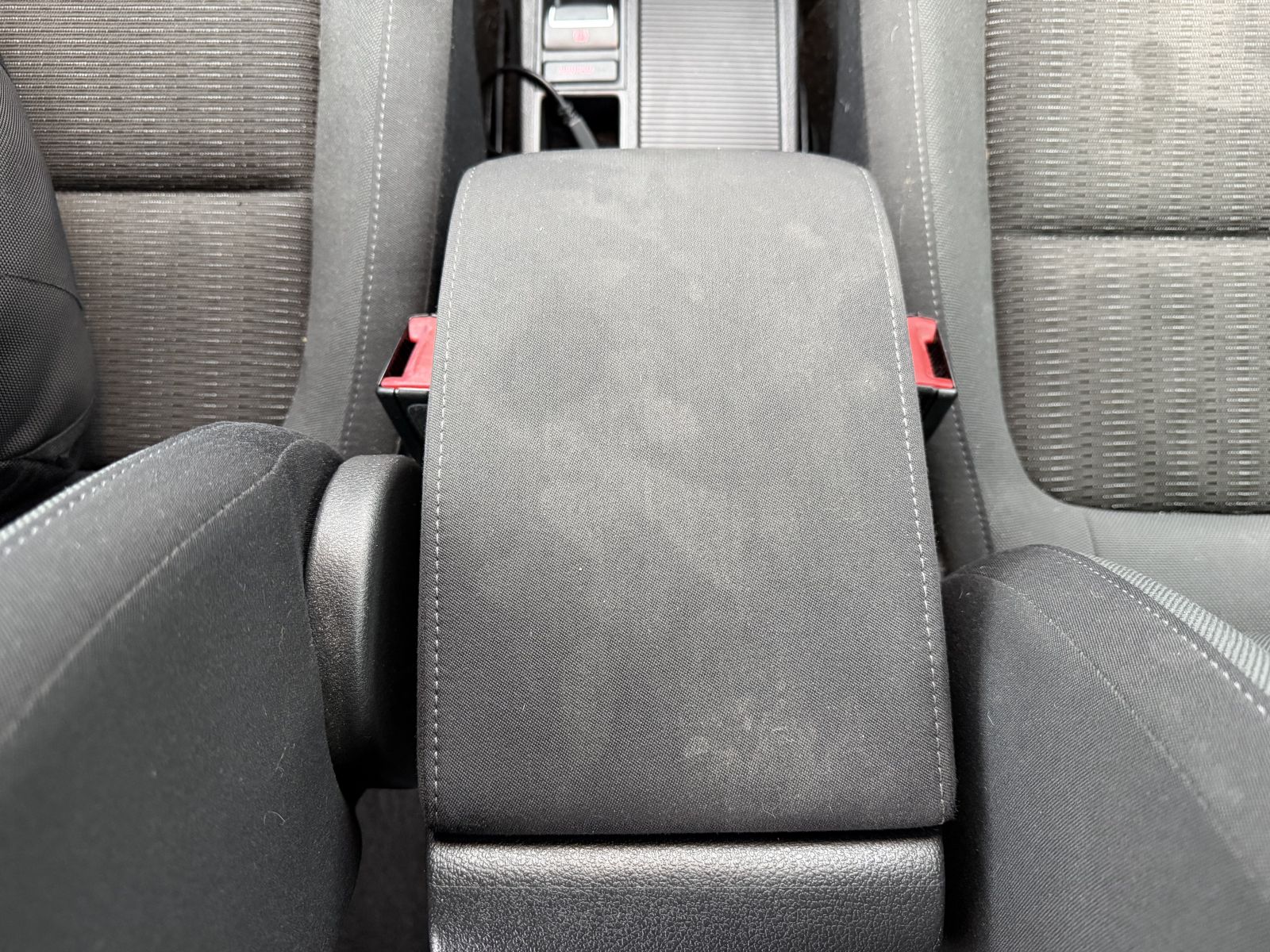 Image of Volkswagen Tiguan 2.0 TDI BlueMotion Tech SE 4WD Euro 5 (s/s) 5dr