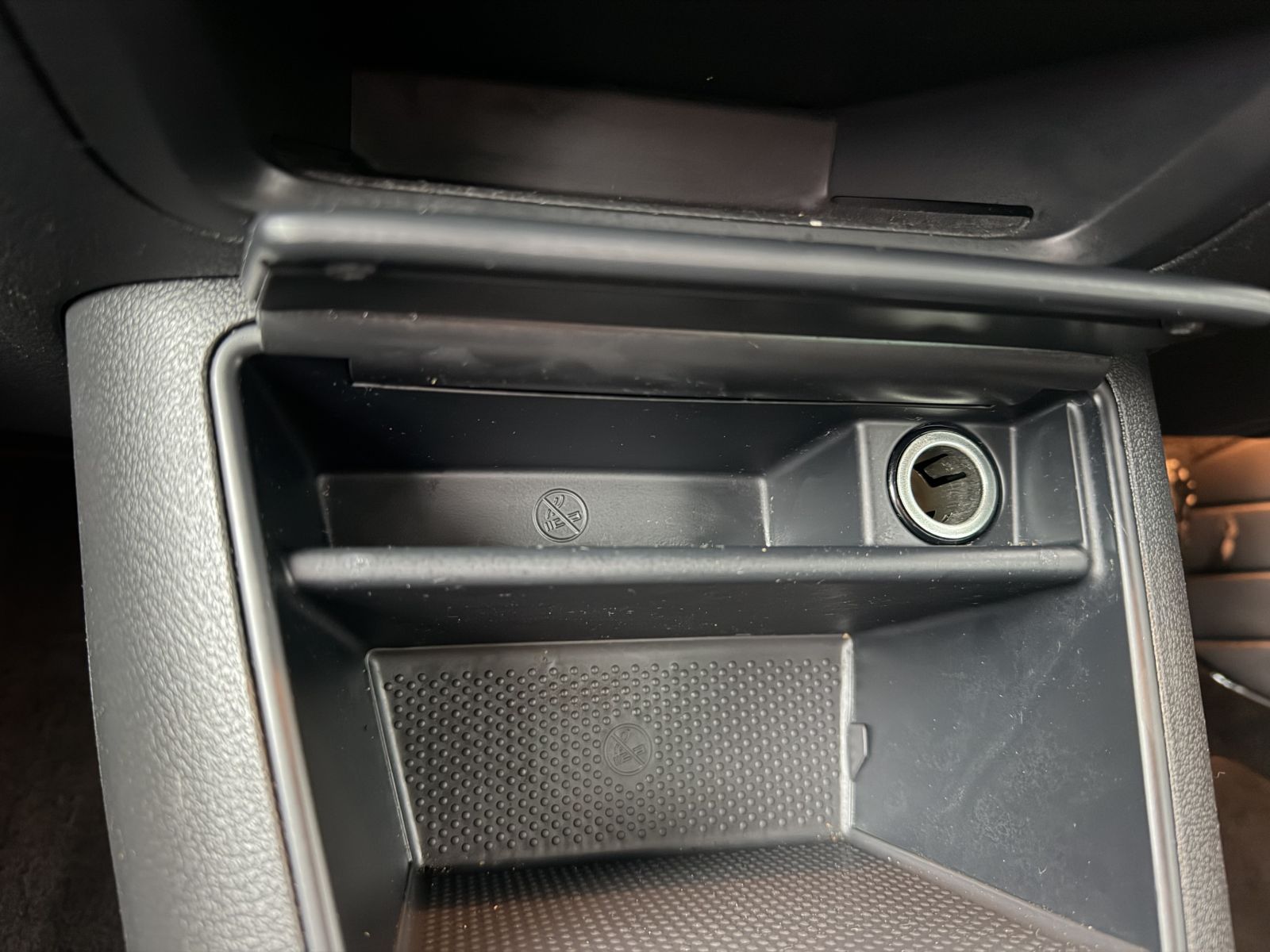 Image of Volkswagen Tiguan 2.0 TDI BlueMotion Tech SE 4WD Euro 5 (s/s) 5dr