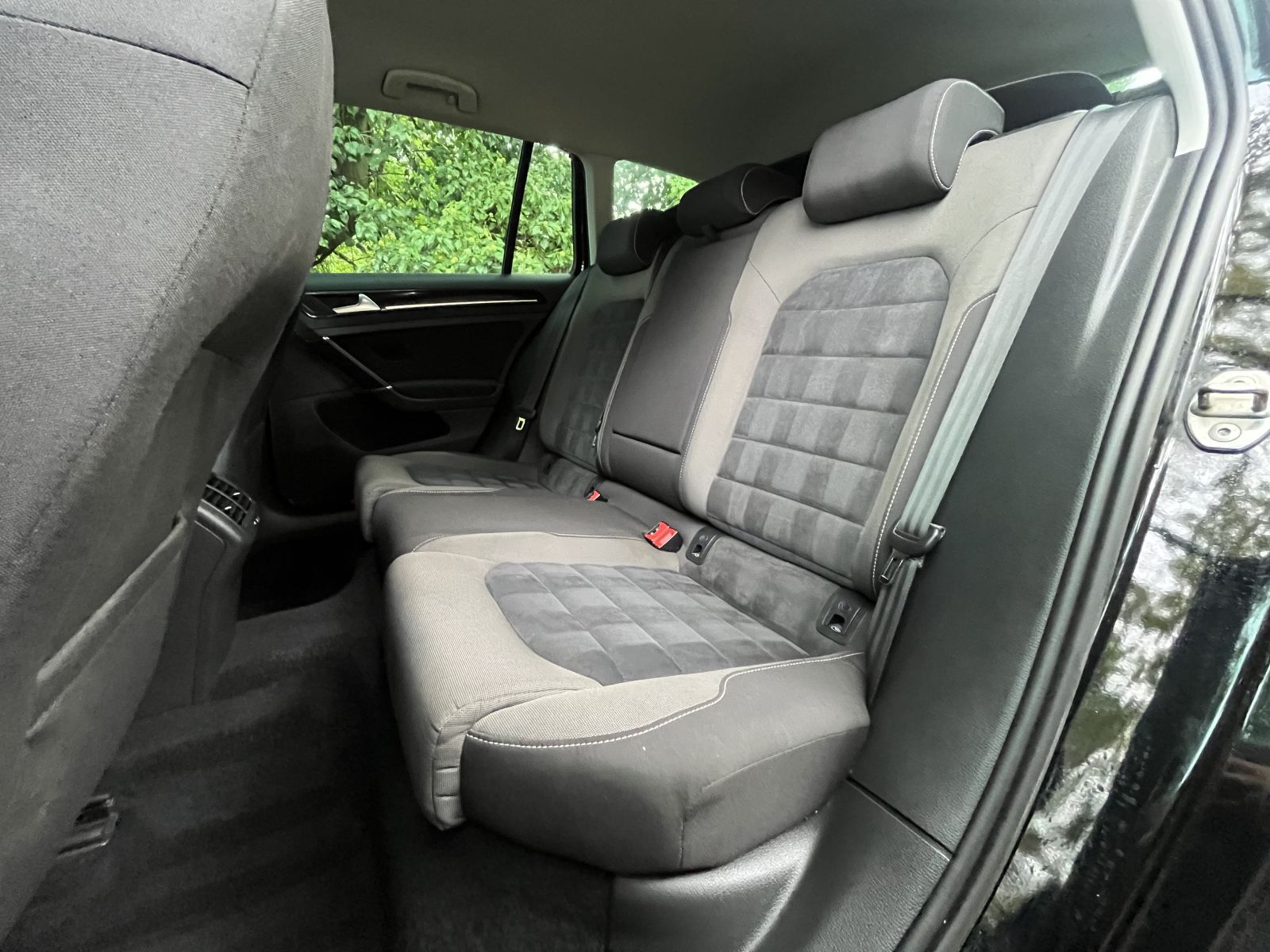 Image of Volkswagen  Golf 2.0 TDI BlueMotion Tech GT Euro 5 (s/s) 5dr