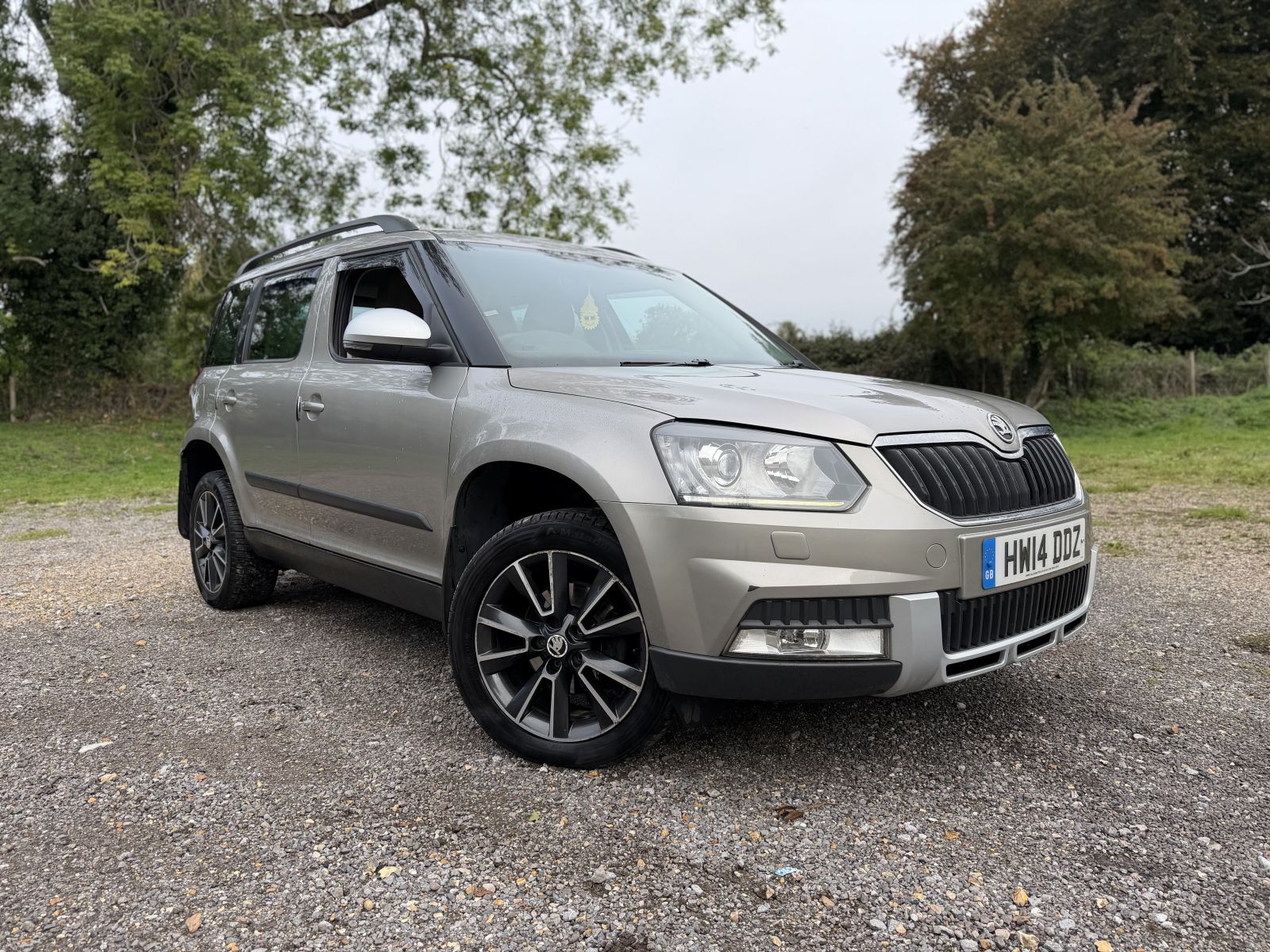 Skoda  Yeti 2.0 TDI Elegance Outdoor 5dr Diesel Manual 4WD Euro 5 (140 ps)