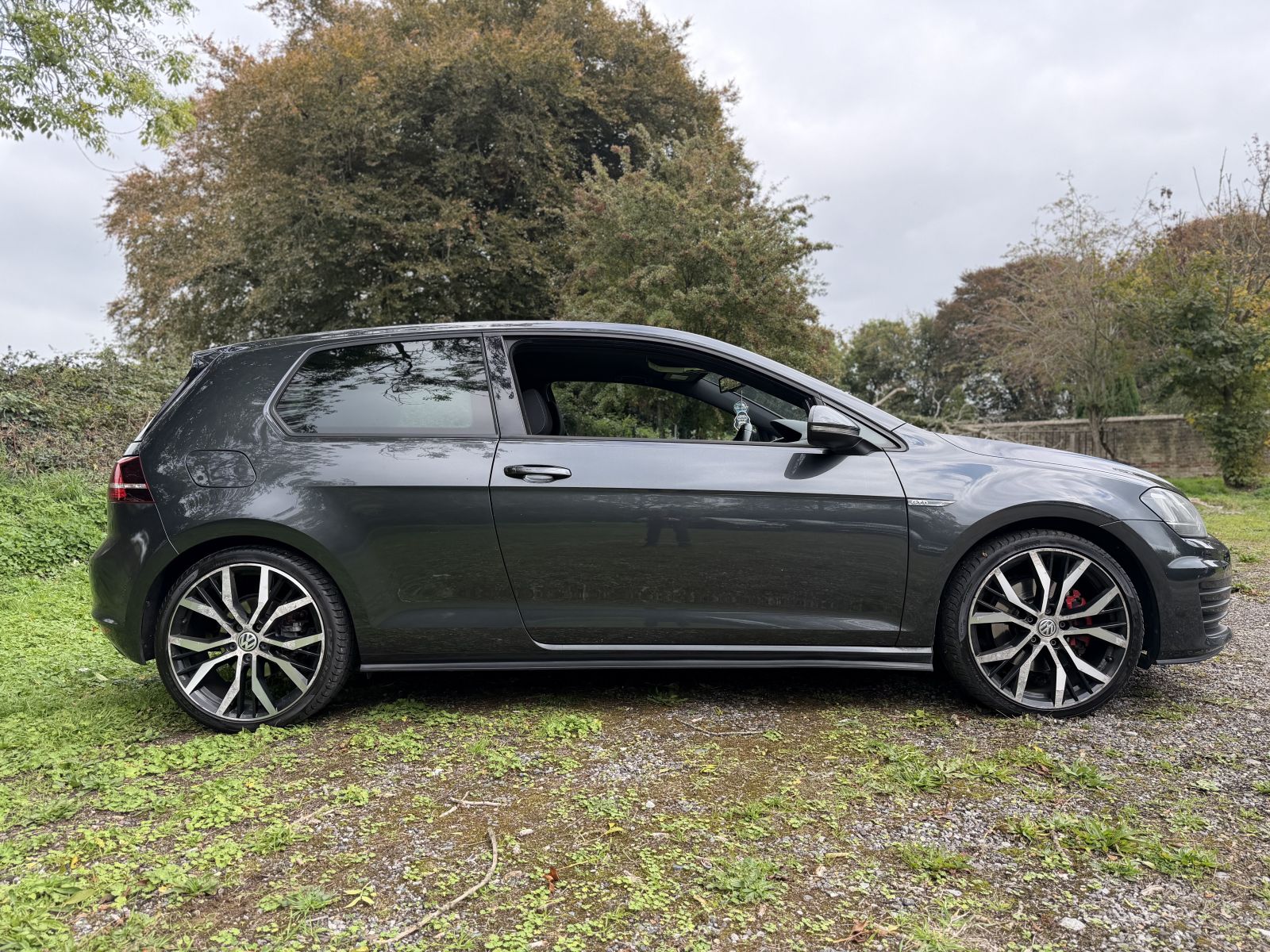 Image of Volkswagen Golf 2.0 TDI BlueMotion Tech GTD Euro 6 (s/s) 3dr