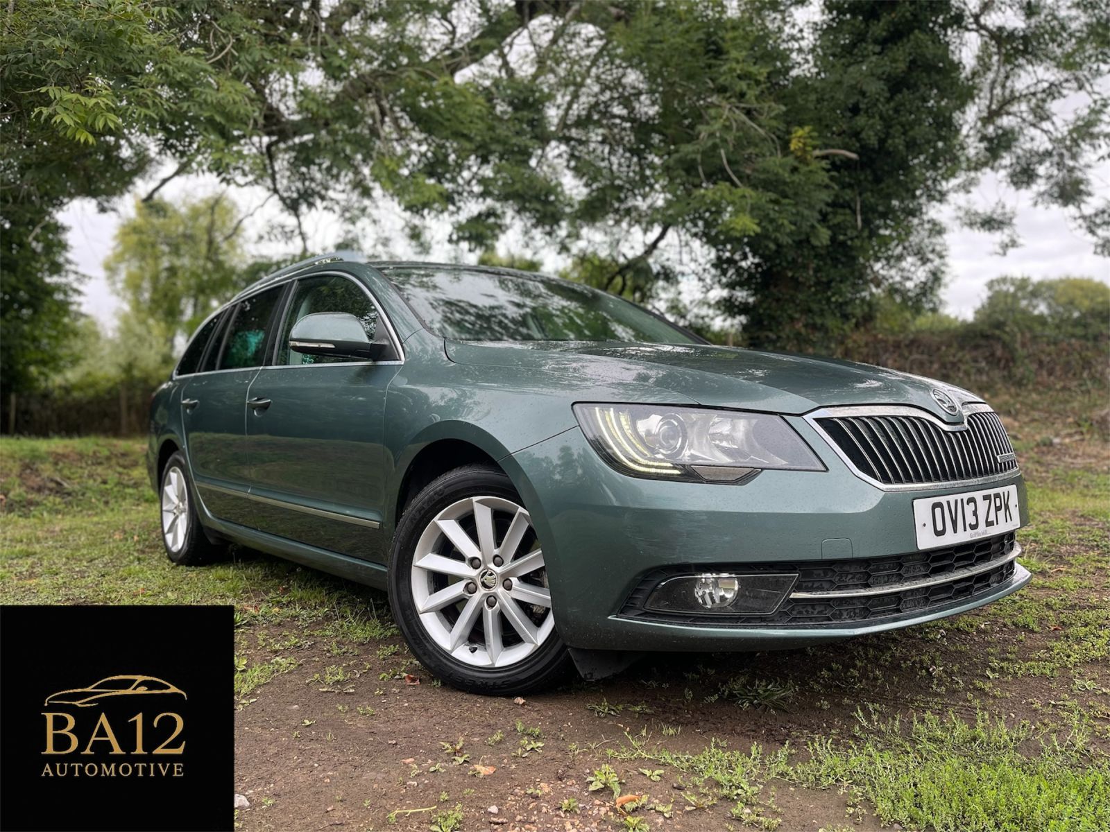 Skoda  Superb 1.6 TDI Elegance GreenLine III Estate 5dr Diesel Manual Euro 5 (s/s) (105 ps)